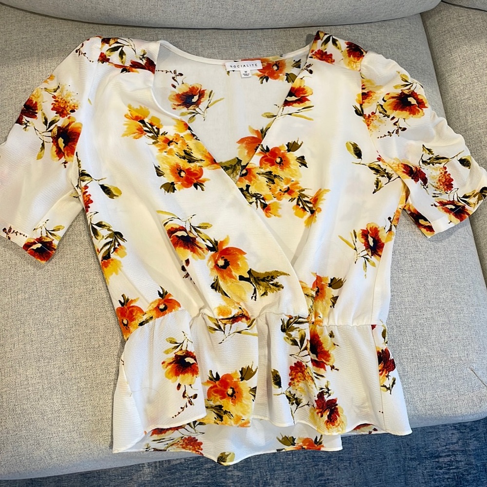 Socialite Floral Top